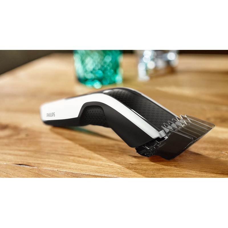 Philips Машинка за подстригване series 5000 Технология Trim-n-Flow PRO, 28 настройки за дължина (0,5 – 28 мм), 75 мин безкабелна употреба/8 ч зареждане, 100% миеща се-HC5610/15