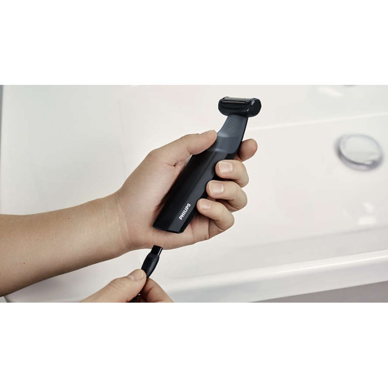 Philips Водоустойчив тример за тяло  series 3000, Бръснене с нежност към кожата, 1 гребен за поставяне с щракване, 3 мм, 50 мин без кабел/8 ч зареждане-BG3010/15