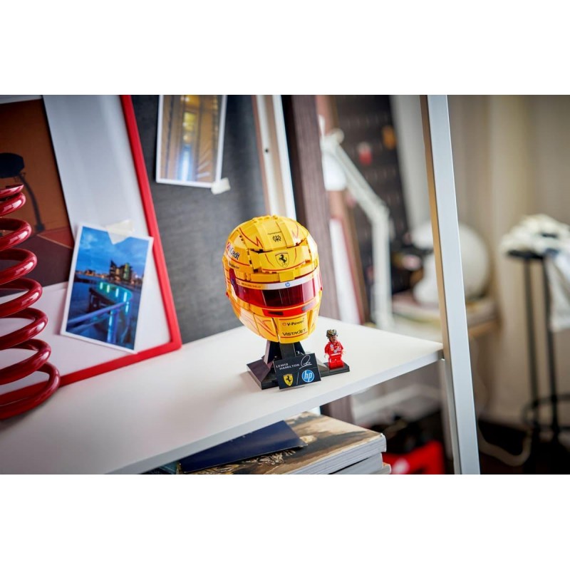 LEGO Editions Scuderia Ferrari HP Lewis Hamilton Helmet (43022)